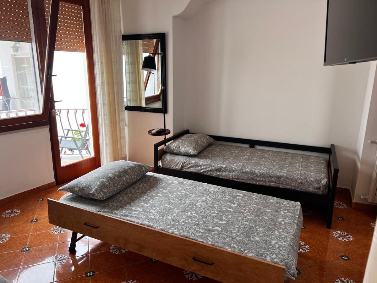 Casa Dora Bed & Breakfast อนากาปรี ภายนอก รูปภาพ