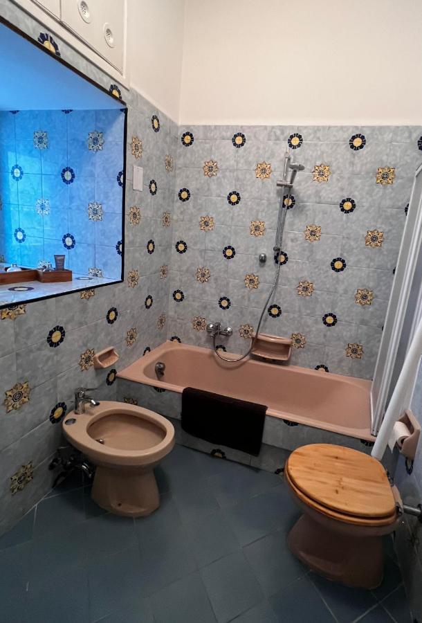 Casa Dora Bed & Breakfast อนากาปรี ภายนอก รูปภาพ