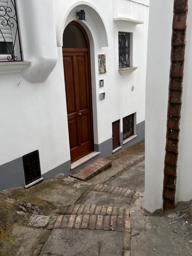 Casa Dora Bed & Breakfast อนากาปรี ภายนอก รูปภาพ