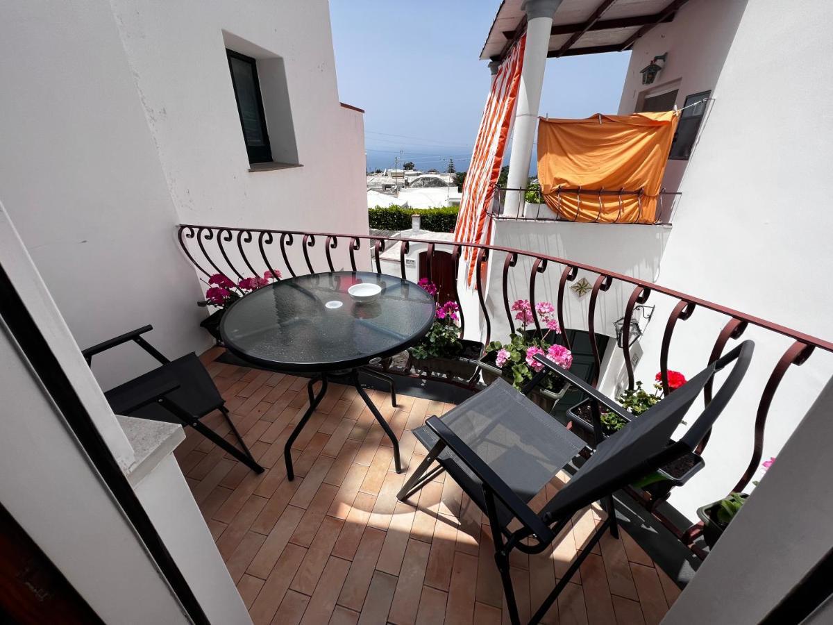 Casa Dora Bed & Breakfast อนากาปรี ภายนอก รูปภาพ